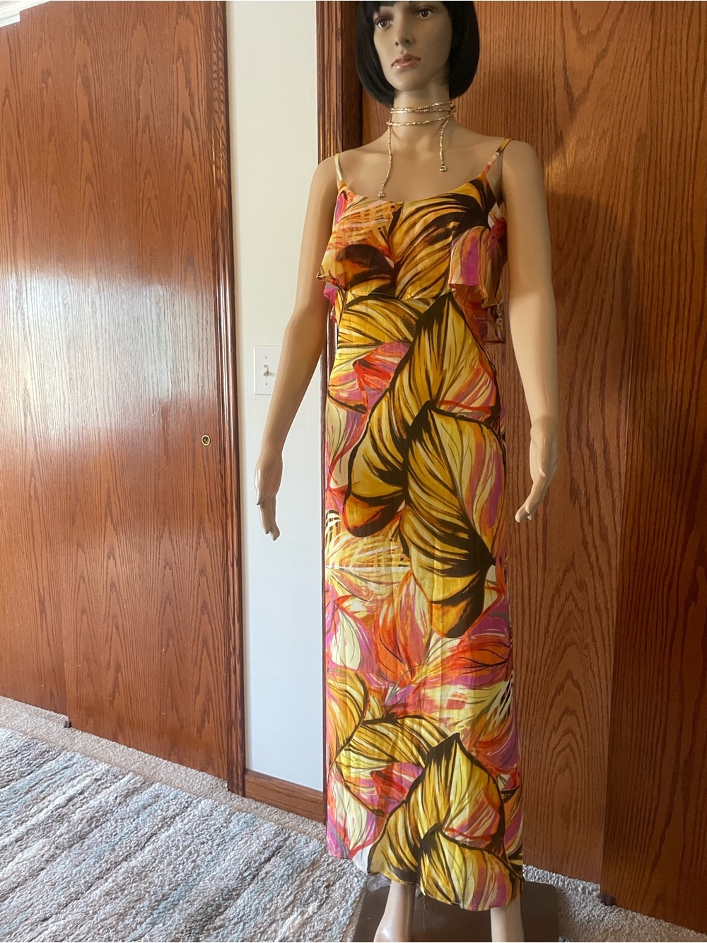 NWT: SoHo Apparel Maxi Dress